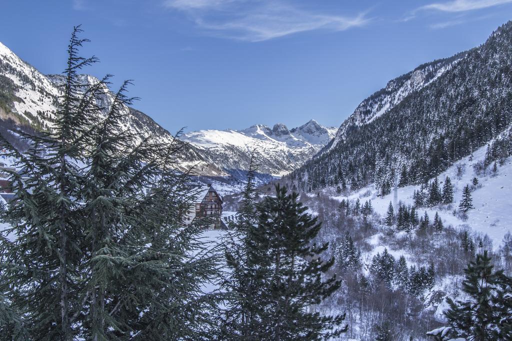 Acogedor Apartamento Baqueira 1500 バケイラ・ベレット エクステリア 写真