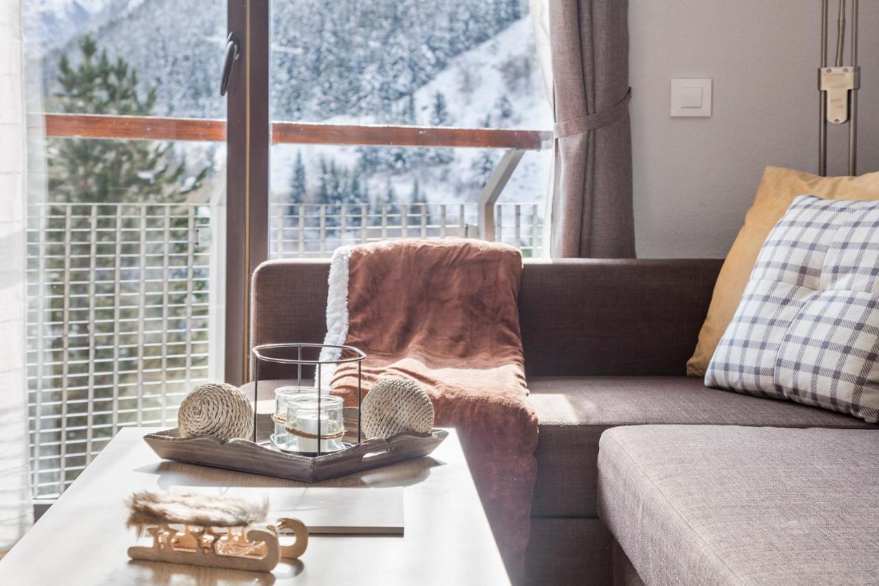 Acogedor Apartamento Baqueira 1500 バケイラ・ベレット エクステリア 写真